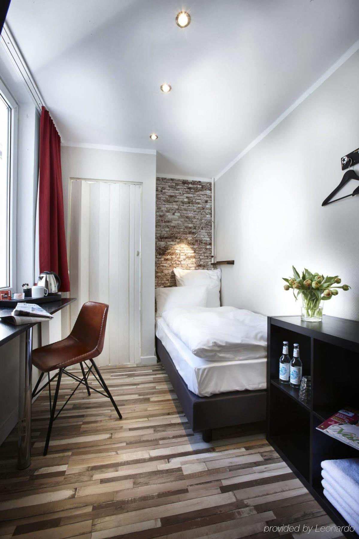 Hotel Liegeplatz 13 Kiel By Premiere Classe Екстериор снимка